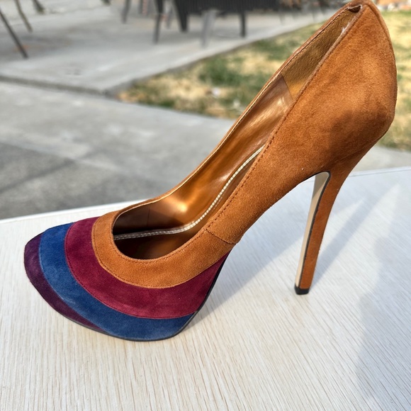 Bakers Suede Multicolor Platform Heels • 6-Inch • Size 7 - Picture 2 of 3